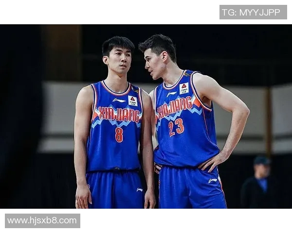 新疆男篮迎战阿尔利雅得全力争胜展现团队实力与竞技精神