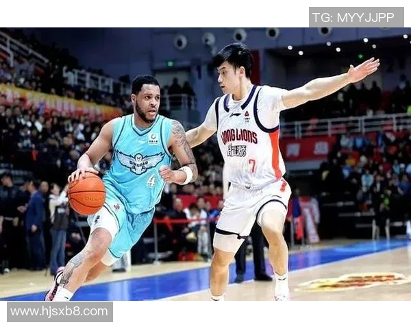 青岛男篮与广厦男篮激战正酣谁能在赛场上笑到最后 青岛男篮与广厦男篮激战正酣谁能在赛场上笑到最后