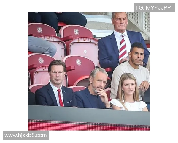 布莱克本与布流浪激战正酣谁能在这场对决中笑到最后 布莱克本与布流浪激战正酣谁能在这场对决中笑到最后